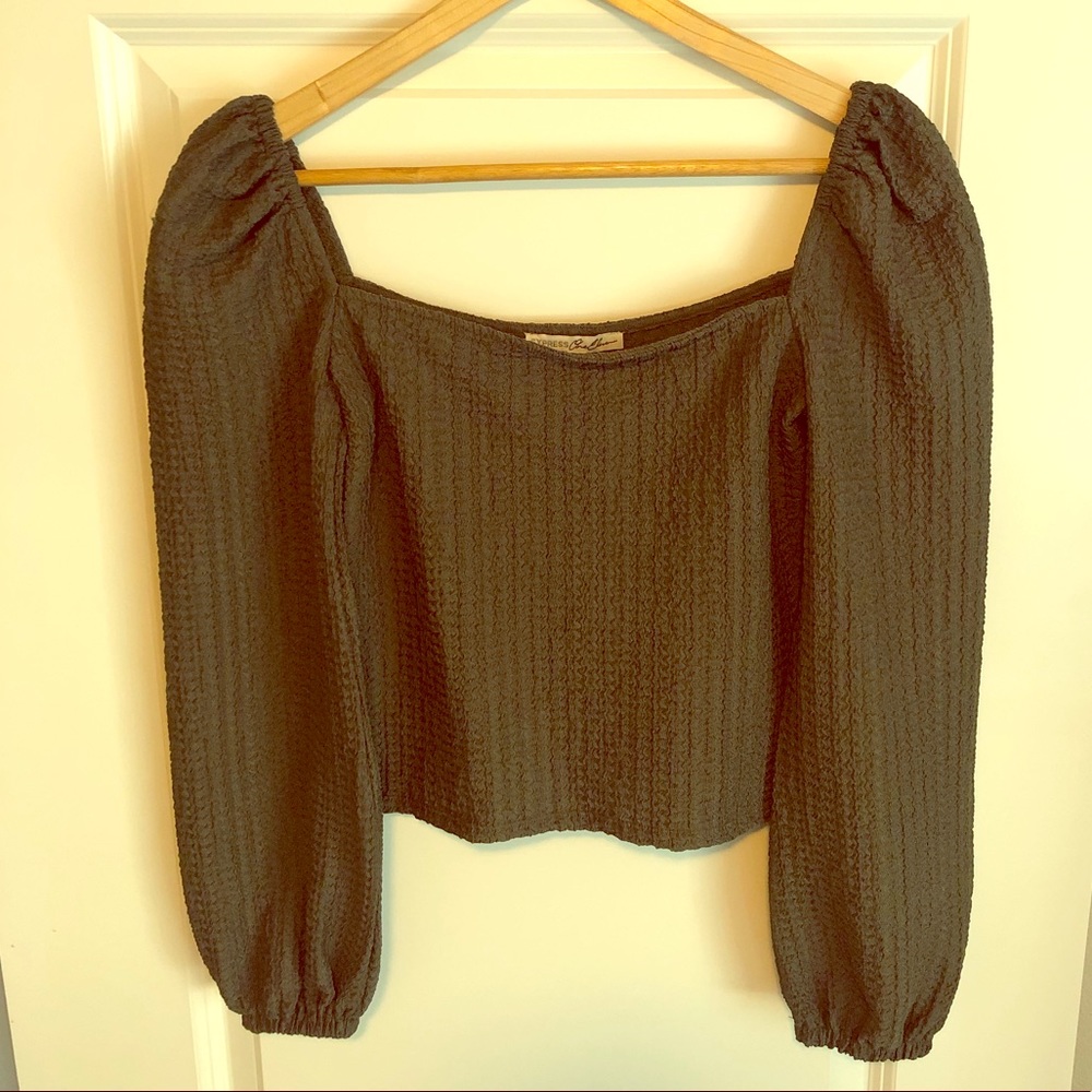 Express cropped hunter green long sleeve blouse